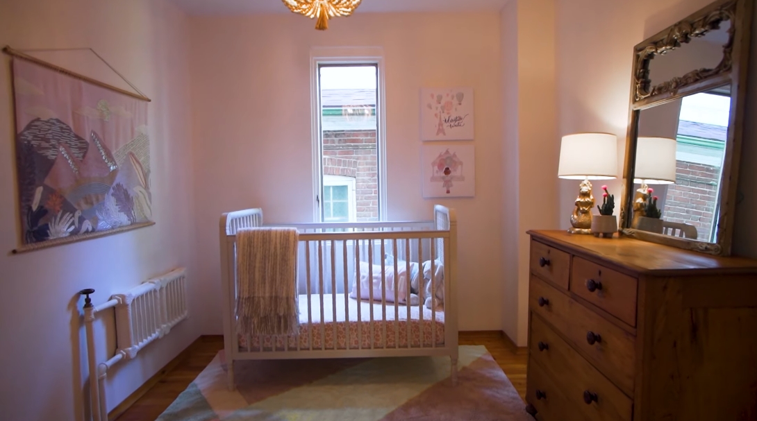 19 Photos vs. 9 Ridout St, Toronto Interior Design Home Tour