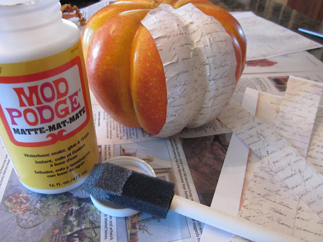 French And Feather Super Fall Decorating Project