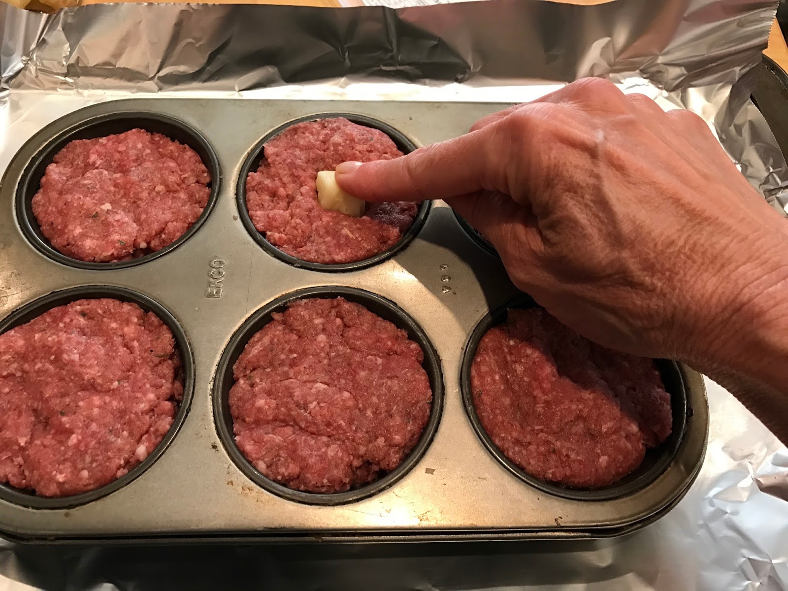Mini Meatloaves with Curd Cheese Surprise!
