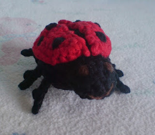 PATRON MARIQUITA AMIGURUMI 3185