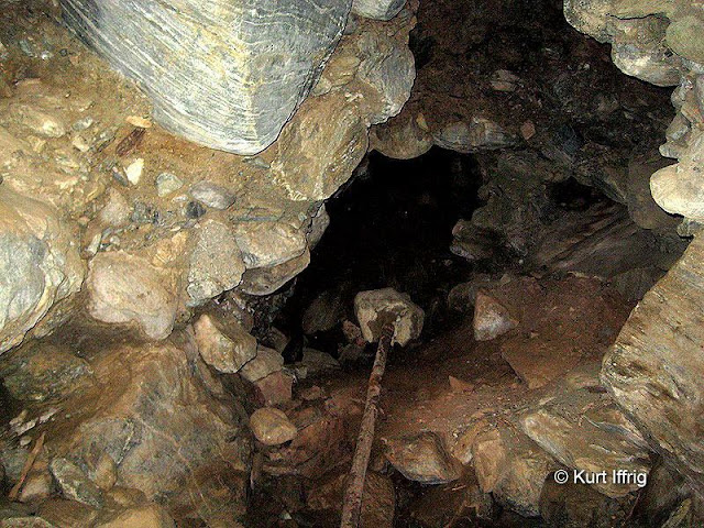 I stayed out of the narrower parts of this mine, for fear that a mountain lion might still be inside.