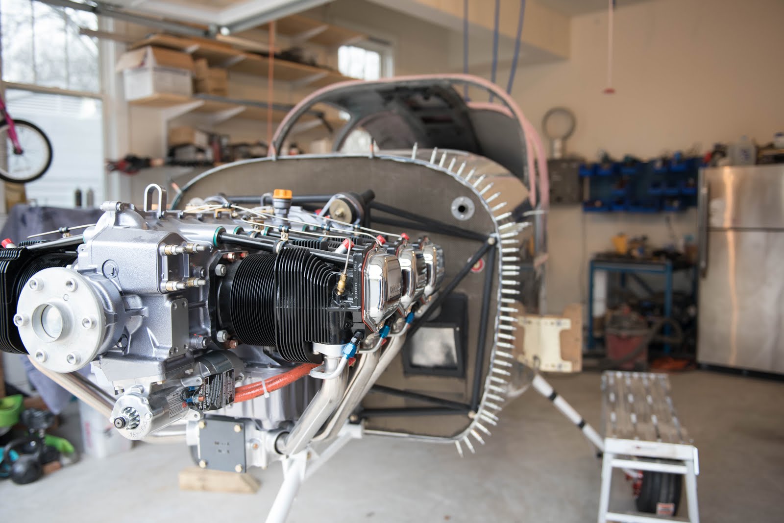 RV10 Mounting the Engine!