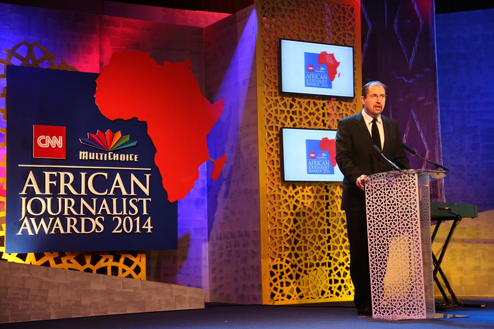 MATUKIO @ MICHUZI BLOG: PRESIDENT KIKWETE OFFICIATES AT THE CNN ...