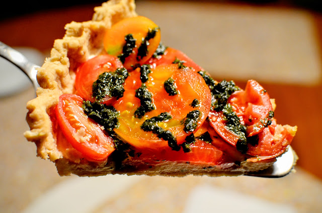 Fresh Heirloom Tomato Tart | Cheesy Pennies