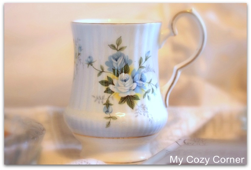 My Cozy Corner *Blue and White Tea Cup Note Cards*