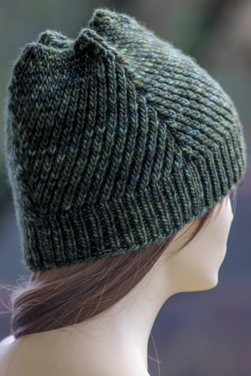Balls to the Walls Knits: Four Winds Hat