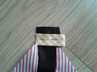 sailboat pillow tutorial and pattern