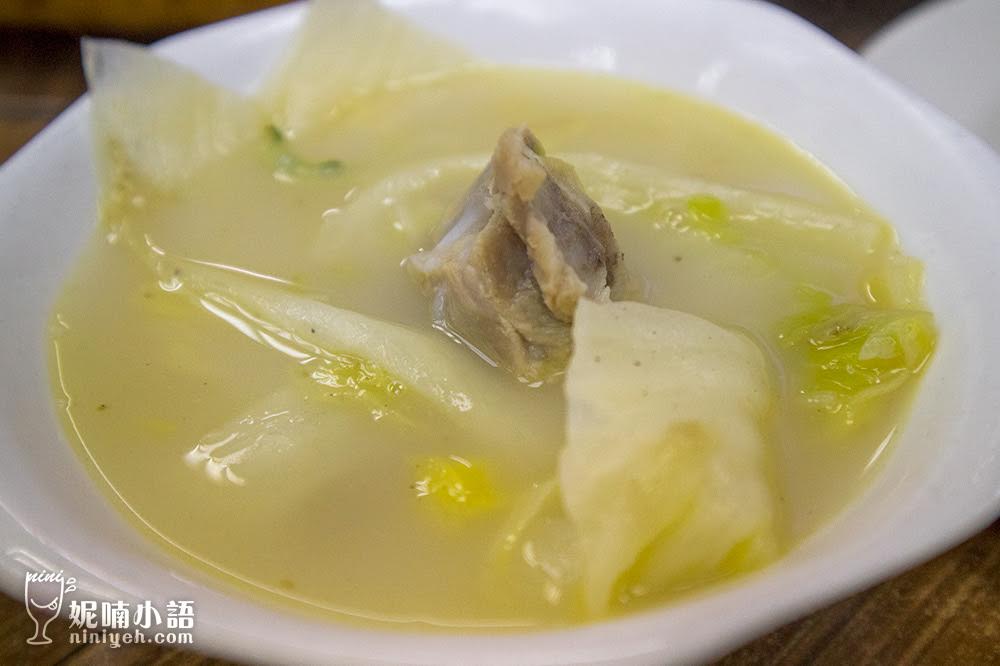 【澳門宵夜美食】新益美食餐廳。大開眼界的創意獨門手路菜 by 妮喃小語 【澳門宵夜美食】新益美食餐廳。大開眼界的創意獨門手路菜 by 妮喃小語