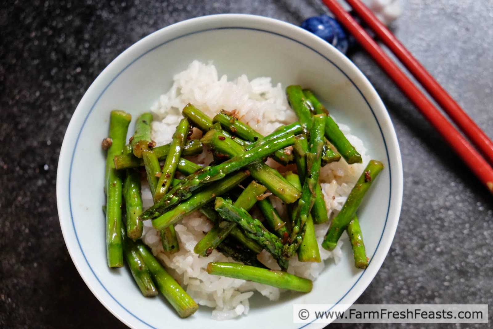 http://www.farmfreshfeasts.com/2015/04/szechuan-asparagus-with-ma-po-sauce.html