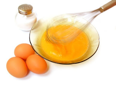 Chăm sóc tóc từ trứng gìa