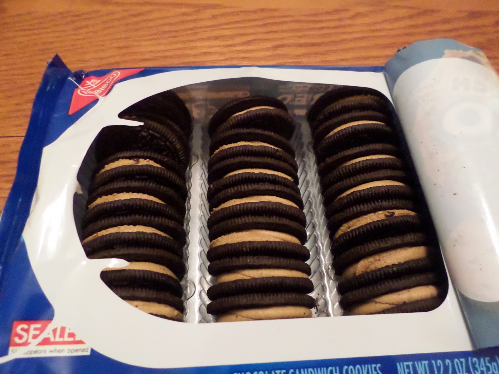 Limited Edition Cookie Dough Oreo