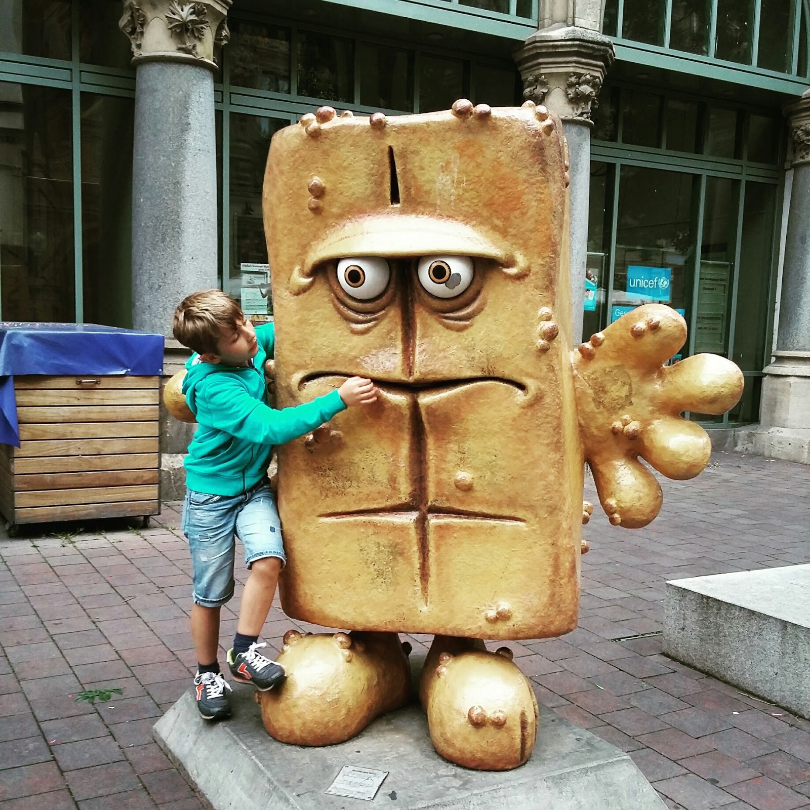 &amp;gt;&amp;gt; Introducing: Bernd Das Brot - Germany&amp;#39;s Most Grumpy Yet Most Beloved ...