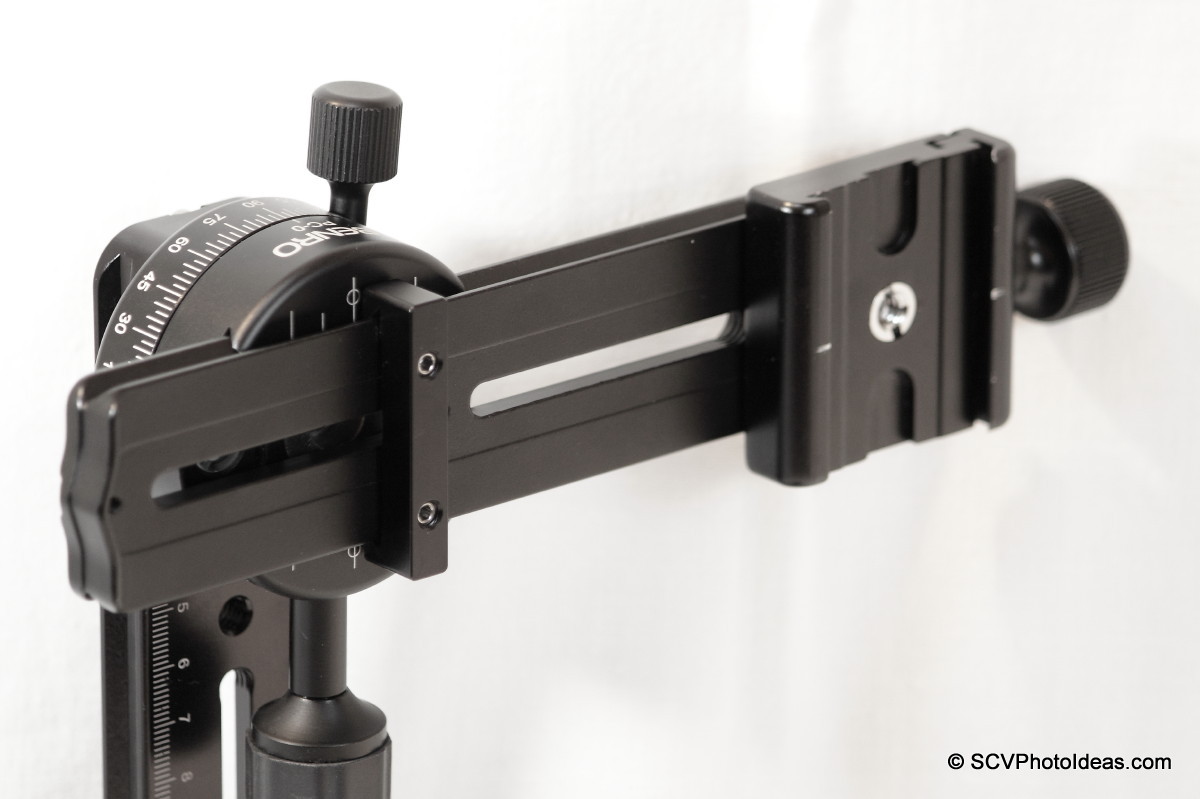 Nodal rail mounting and positioning detail