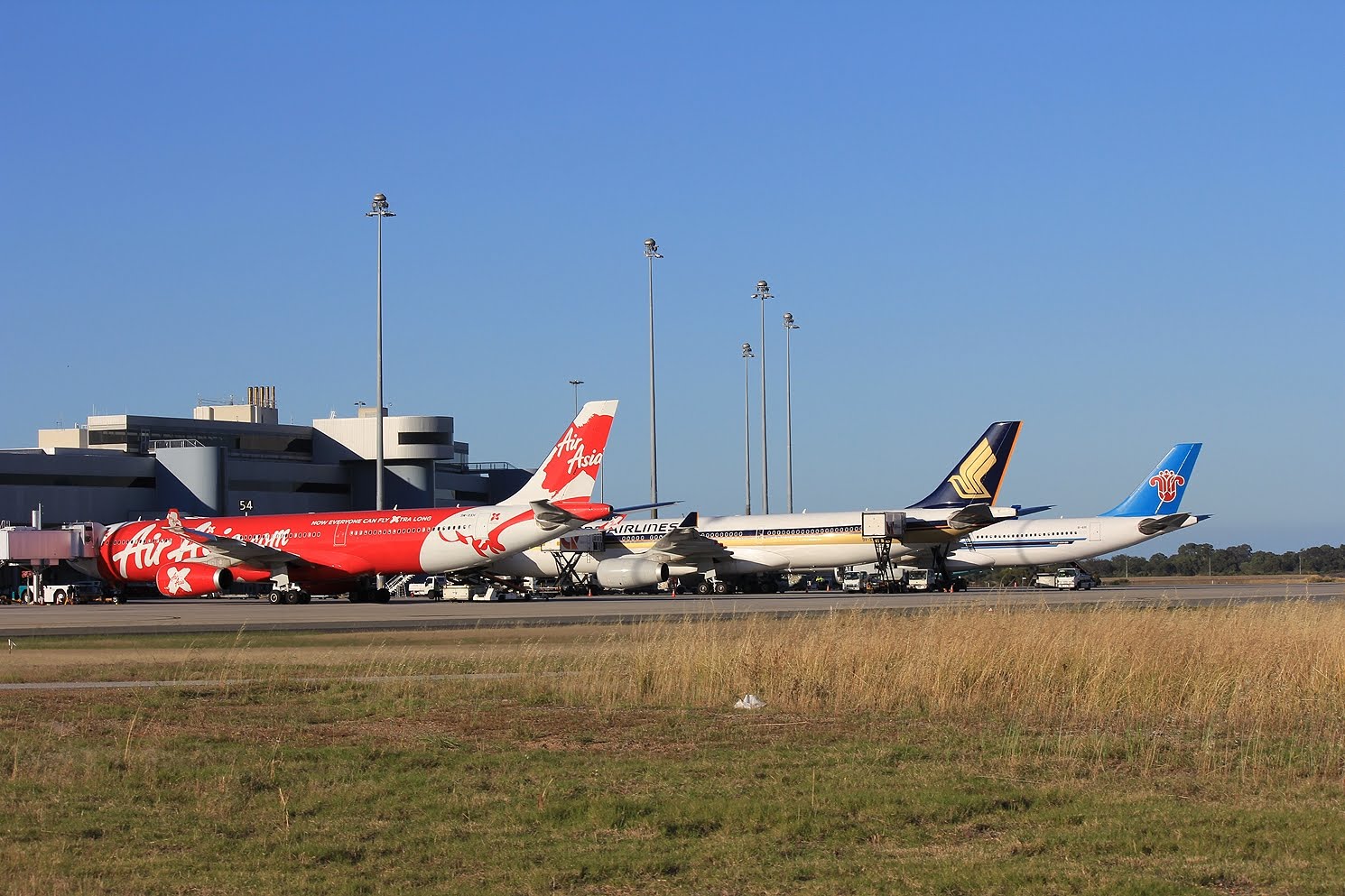 Perth Airport Spotter's Blog Perth Intl terminal Airbus's D7, SQ, CZ