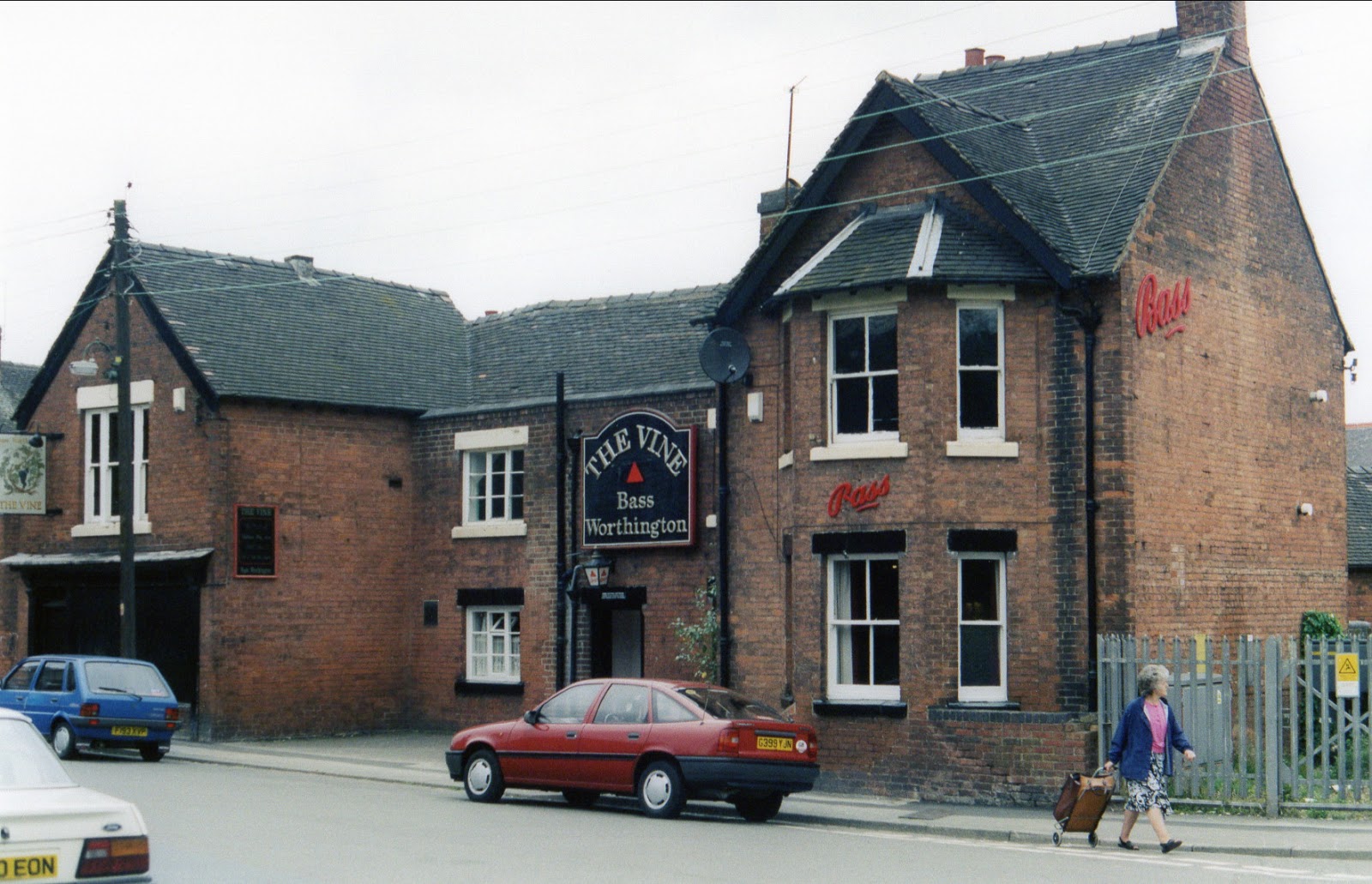 Pubs Then & Now 191 The Vine, Rugeley, Staffordshire 1999 to 2015