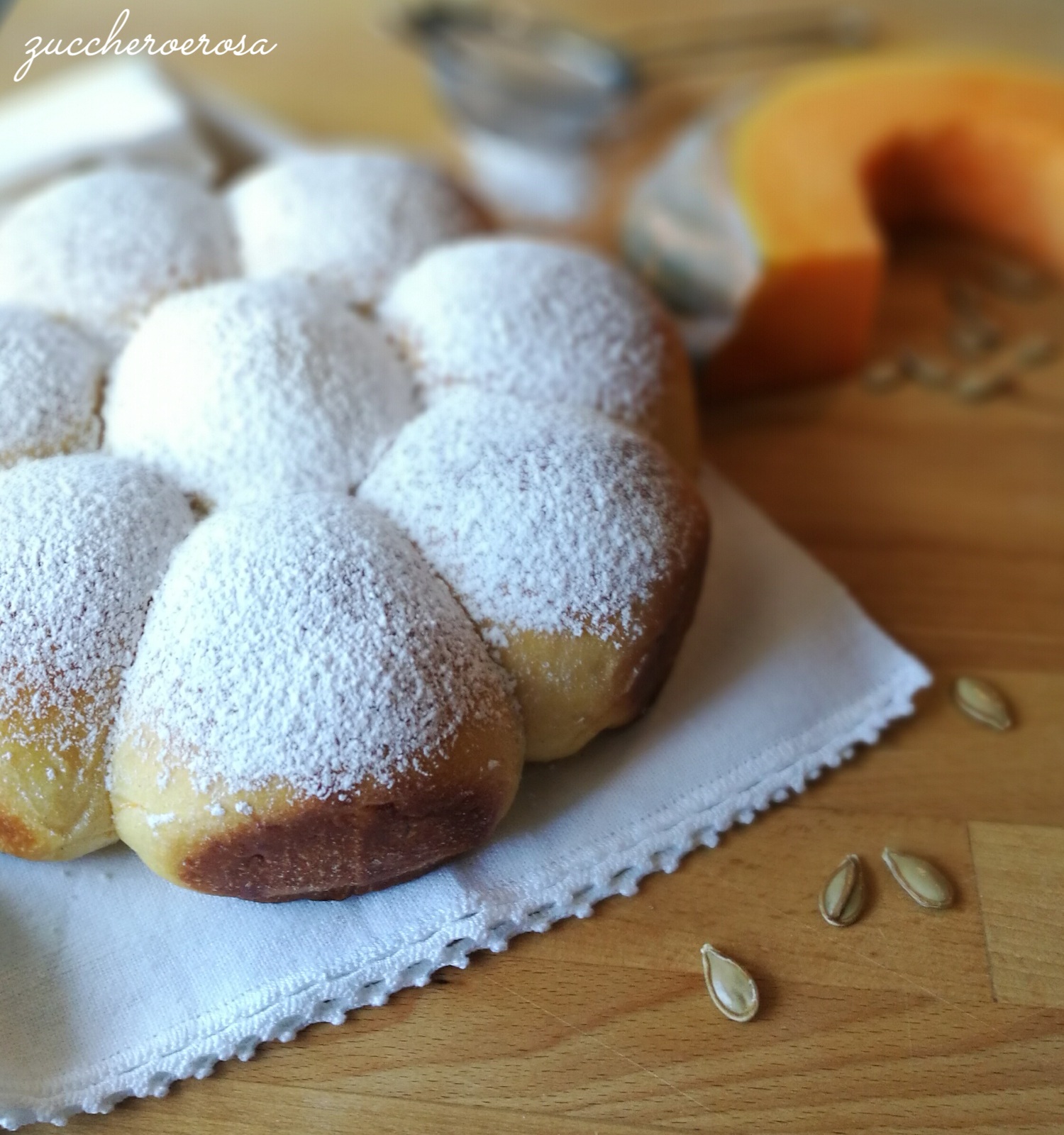 Brioche alla zucca zuccheroerosa