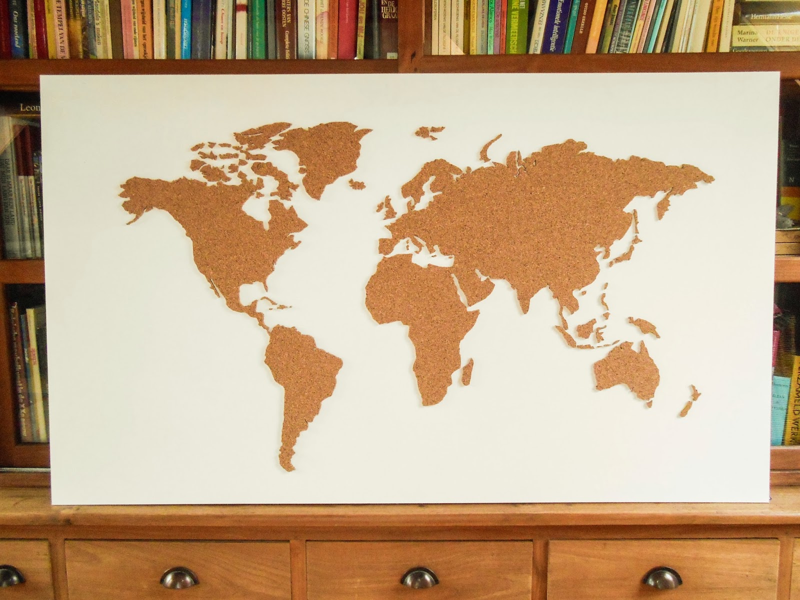 Nieuwsgierig DIY: Wereldkaart in kurk