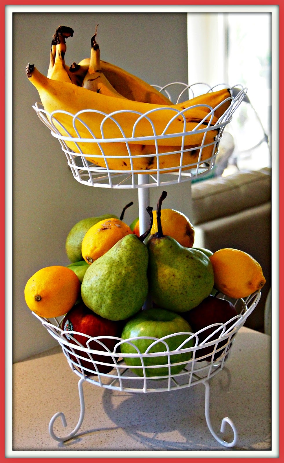 Lusting after a two tier fruit bowl.... Utterly Organised