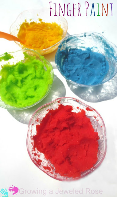 20+ paint recipes & art activities for babies & toddlers.  I love the MESS FREE art ideas!  {Taste safe recipes}
