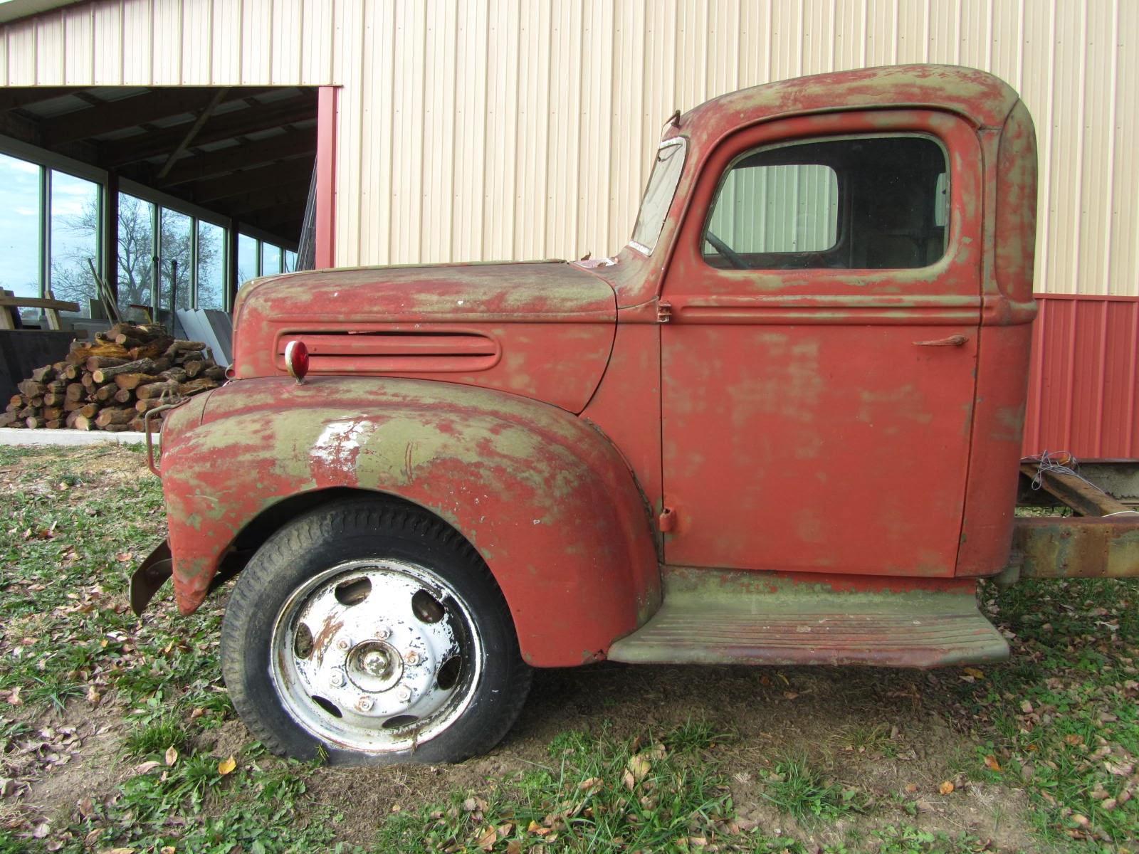 autoliterate: 1943 Ford Truck, 1 1/2 ton, Richmond Kansas