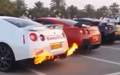 Video: Nissan GTR με anti lag "φτύνει" φλόγες