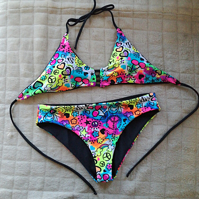 Reversible "Summer of Love" print bikini Bikini reversível estampado