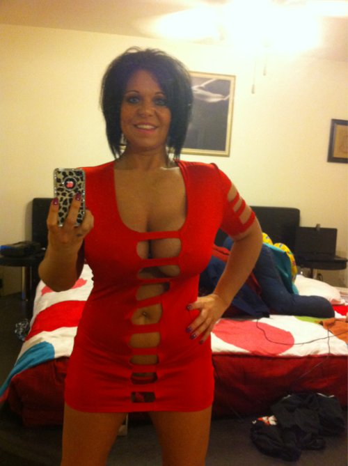 Red Tub Milf 58