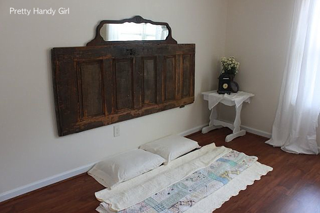 Old door and mirror bedroom headboard via Funky Junk Interiors Old door and mirror bedroom headboard via Funky Junk Interiors