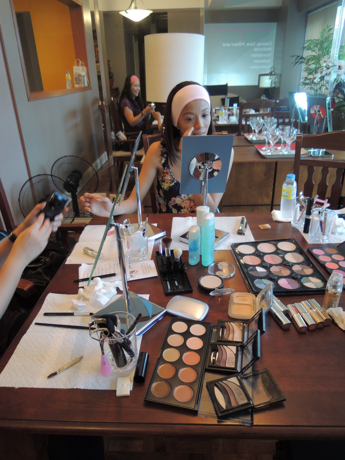 Make Up by Gex Garcia WHAT GOES ON IN MY MAKE UP CLASS