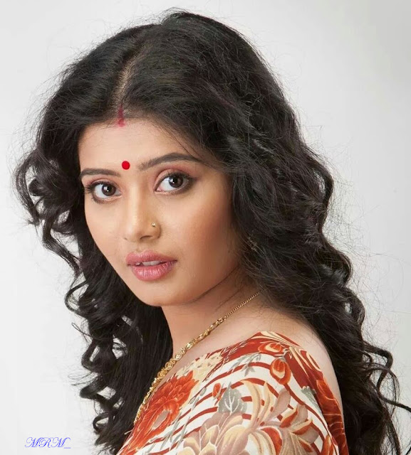 Ena saha is a famous of television, bengali film & Malayalam film hot & sexy actress.