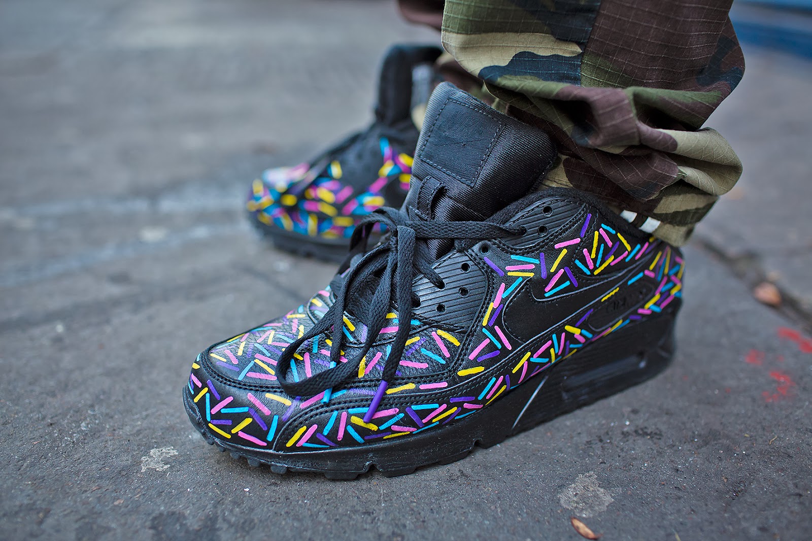 I Dig Your Sole Man Pins x Customised Nike Air Max 90; London