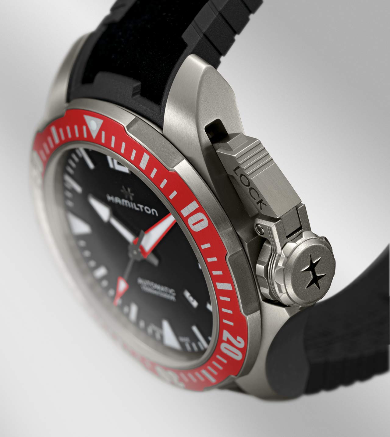 Hamilton - Khaki Navy Frogman 46 mm and 42 mm | Time and Watches