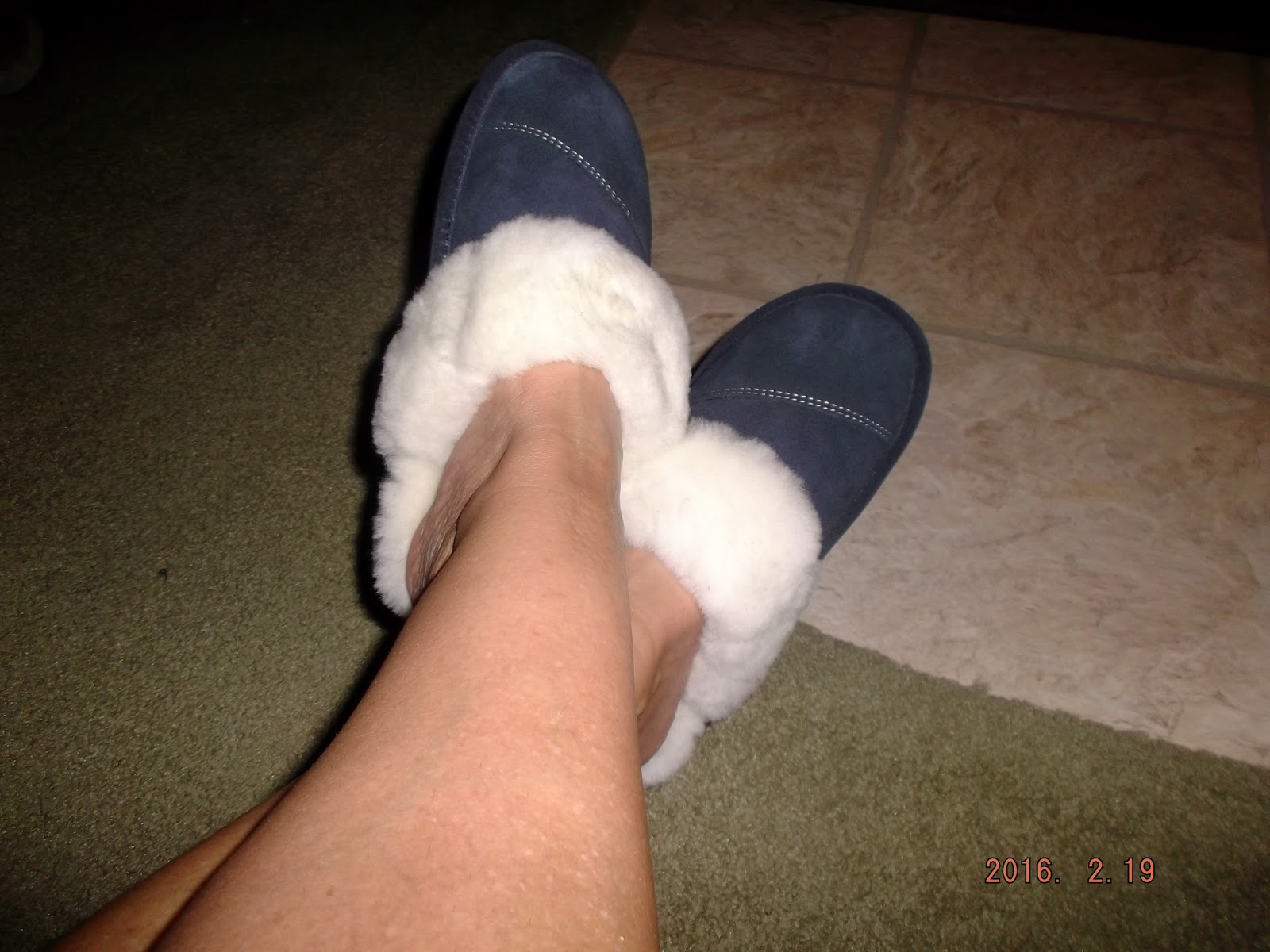 nuknuuk womens slippers