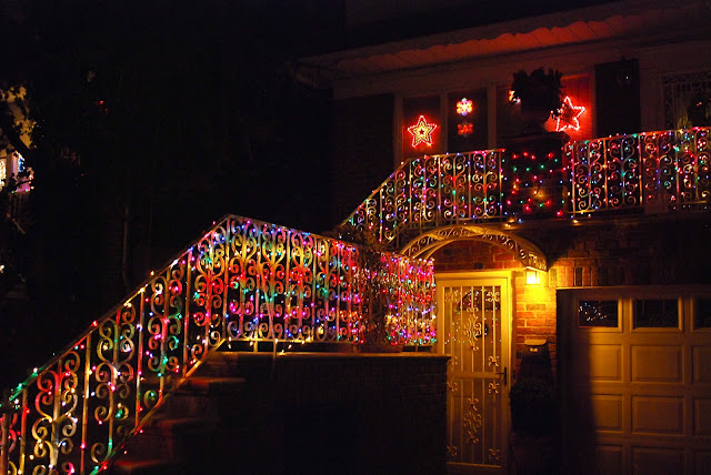 NYC ♥ NYC: Brooklyn's Dyker Heights Home Christmas Light Displays
