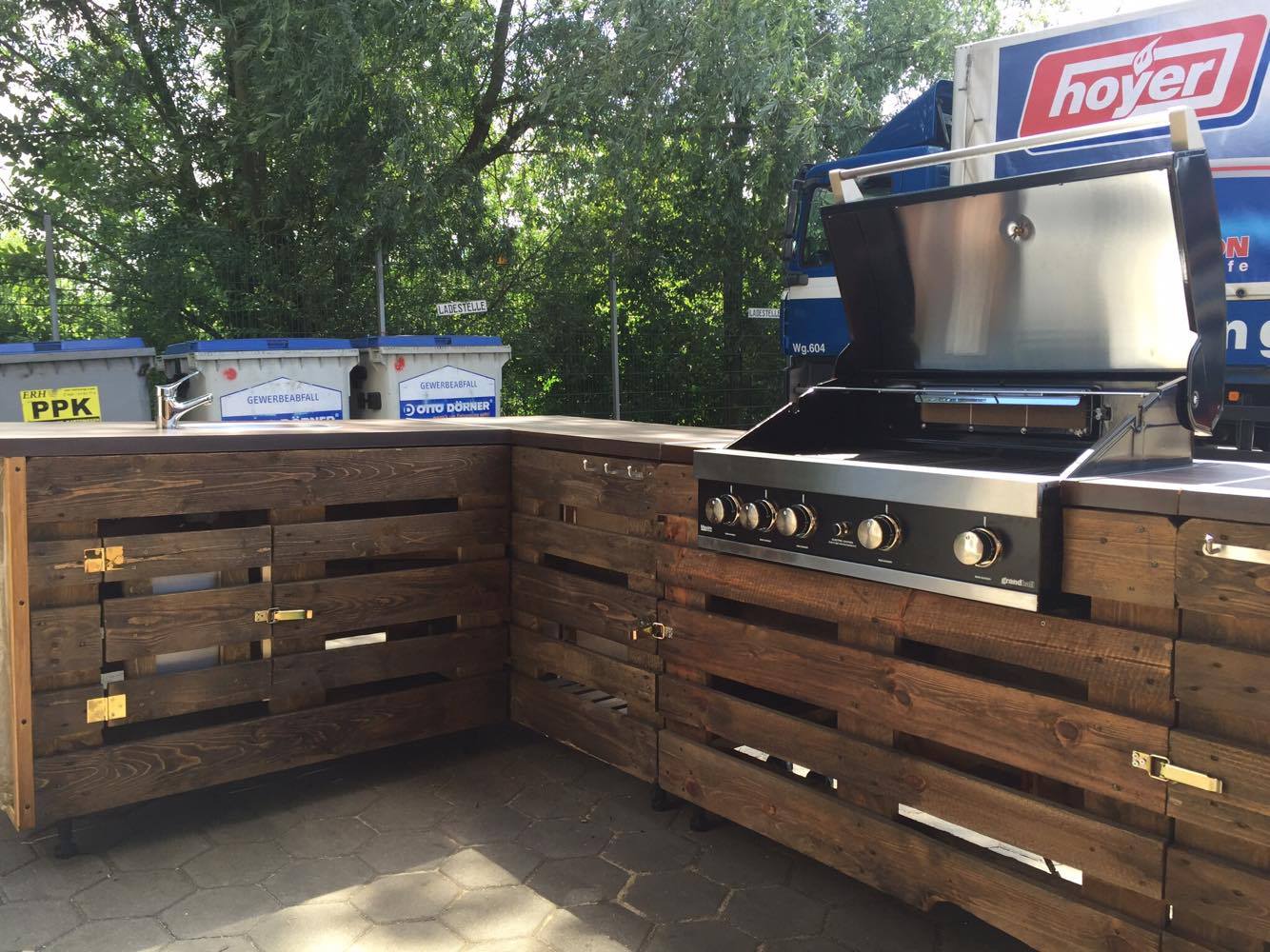 Mueblesdepalets.net: Barbacoa con palets