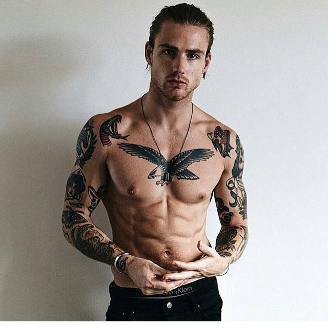 Foto Tato Para Cowok Ganteng, Berotot, Keren Dan Macho, Membuat Cewek Ngiler Foto Tato Para Cowok Ganteng, Berotot, Keren Dan Macho, Membuat Cewek Ngiler