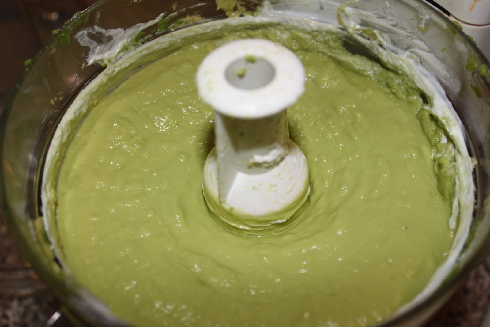 clean4myking: Avocado Puree 101: how, what, why