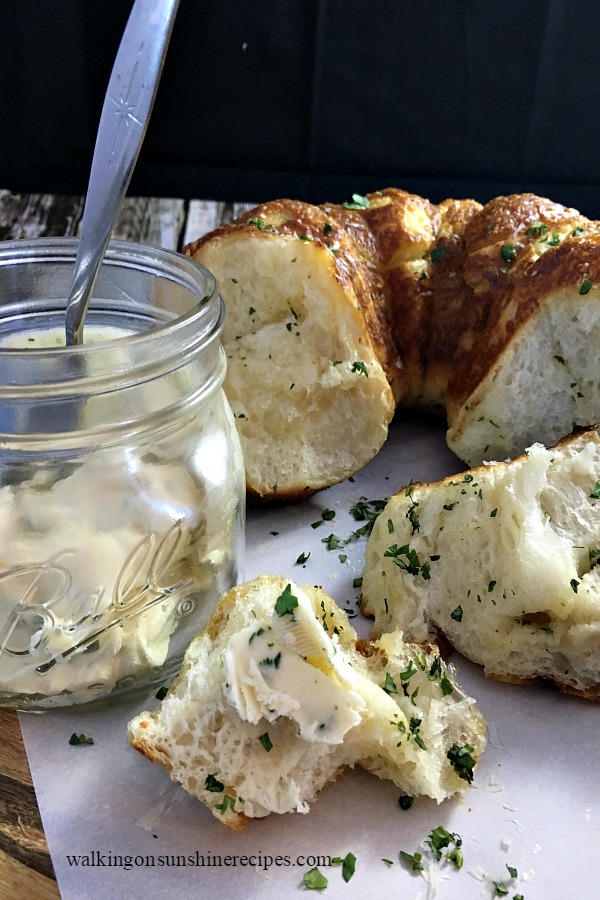 Recipe Garlic Parmesan Pull Apart Monkey Bread Biscuits with VIDEO