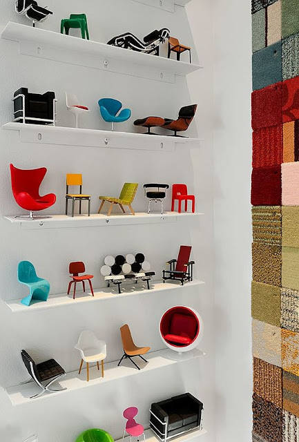 Blog Achados de Decoração. Coleção de Miniatura de Cadeiras