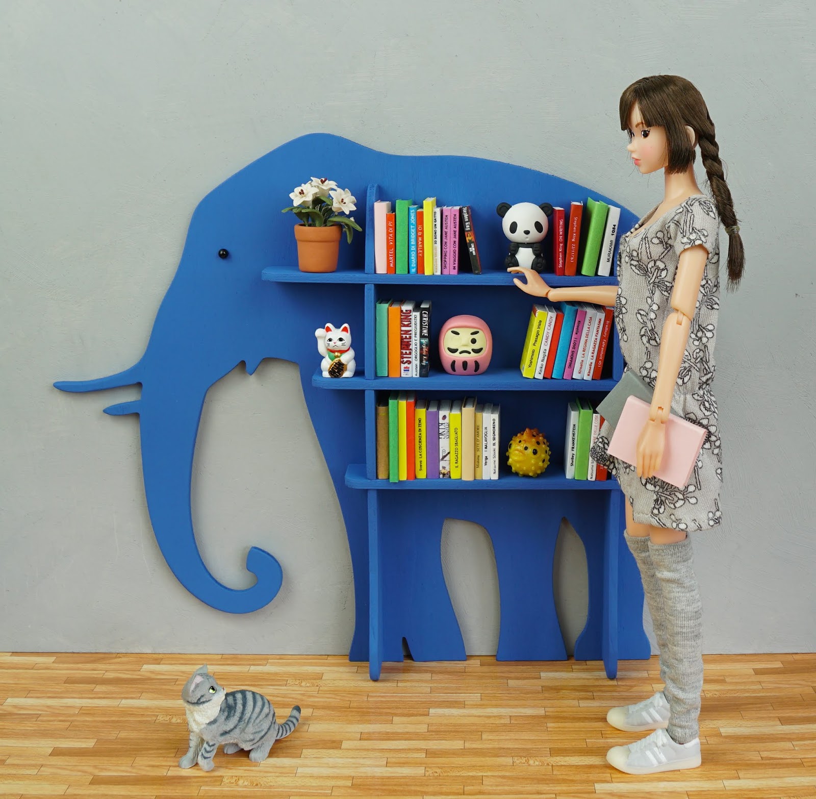 My Momoko World Libreria "Elefante" / Bookcase "Elephant"