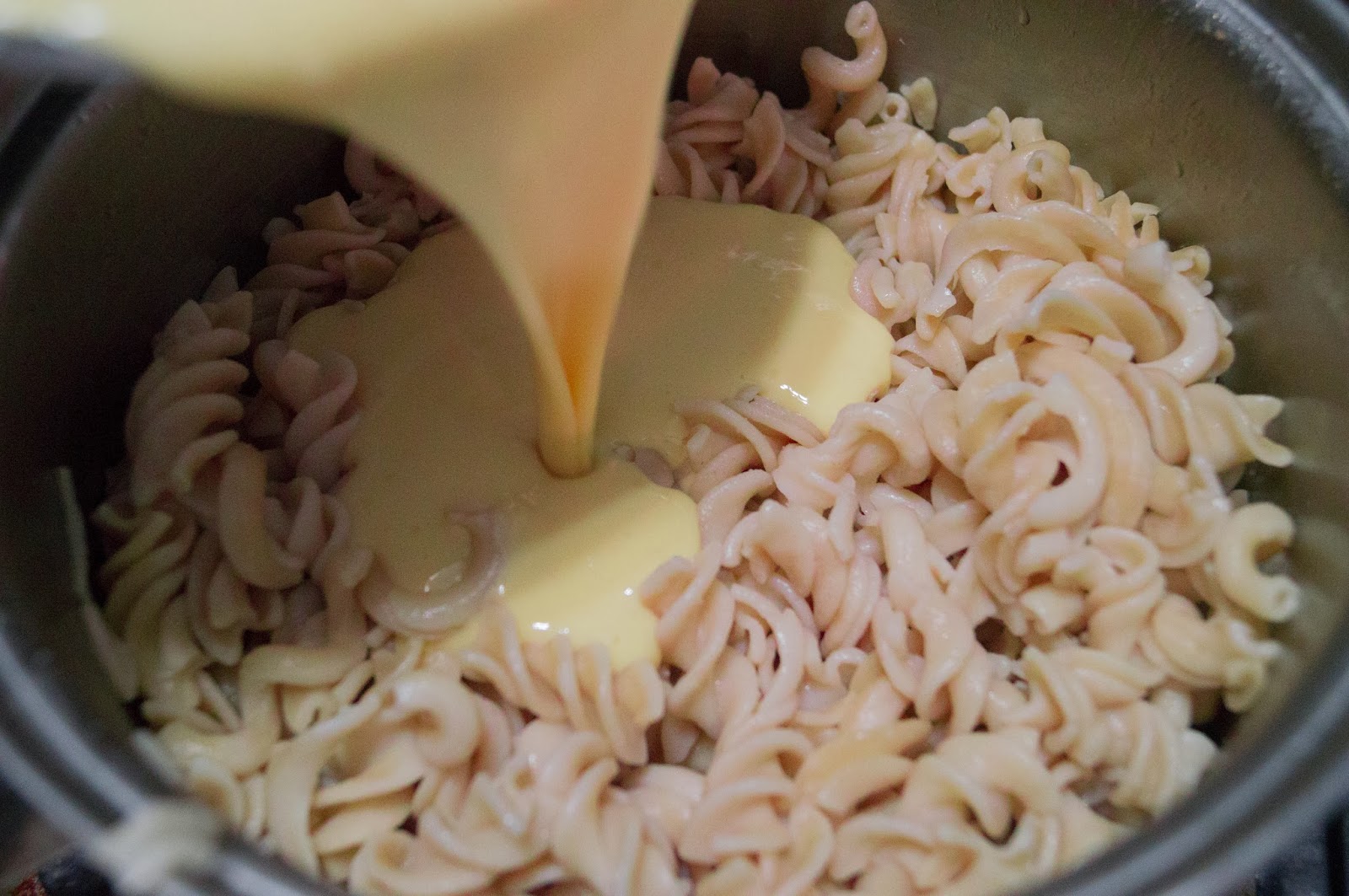 In the Kitchen with Jenny Baked Honey Mustard Mac and Cheese
