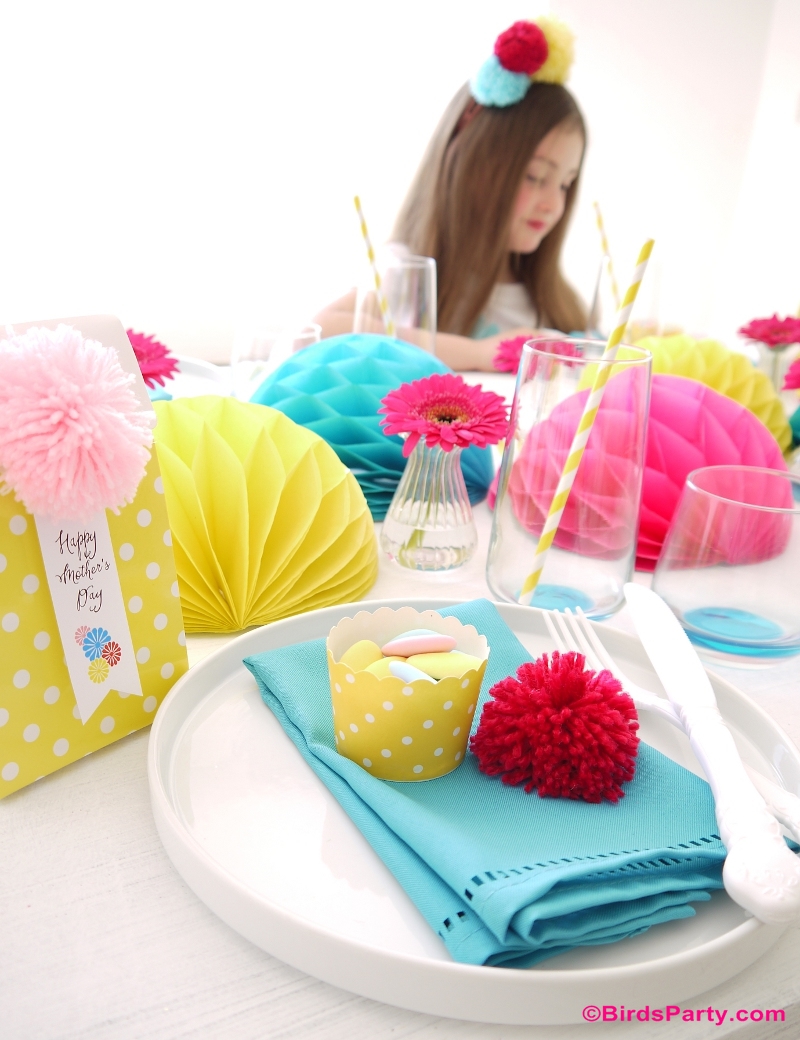 Mother's Day Color Pop Tablescape Ideas Mother's Day Color Pop Party Favors and DIY Gifts - BirdsParty.com