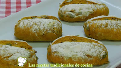 Receta de panecitos de cúrcuma y semillas de calabaza