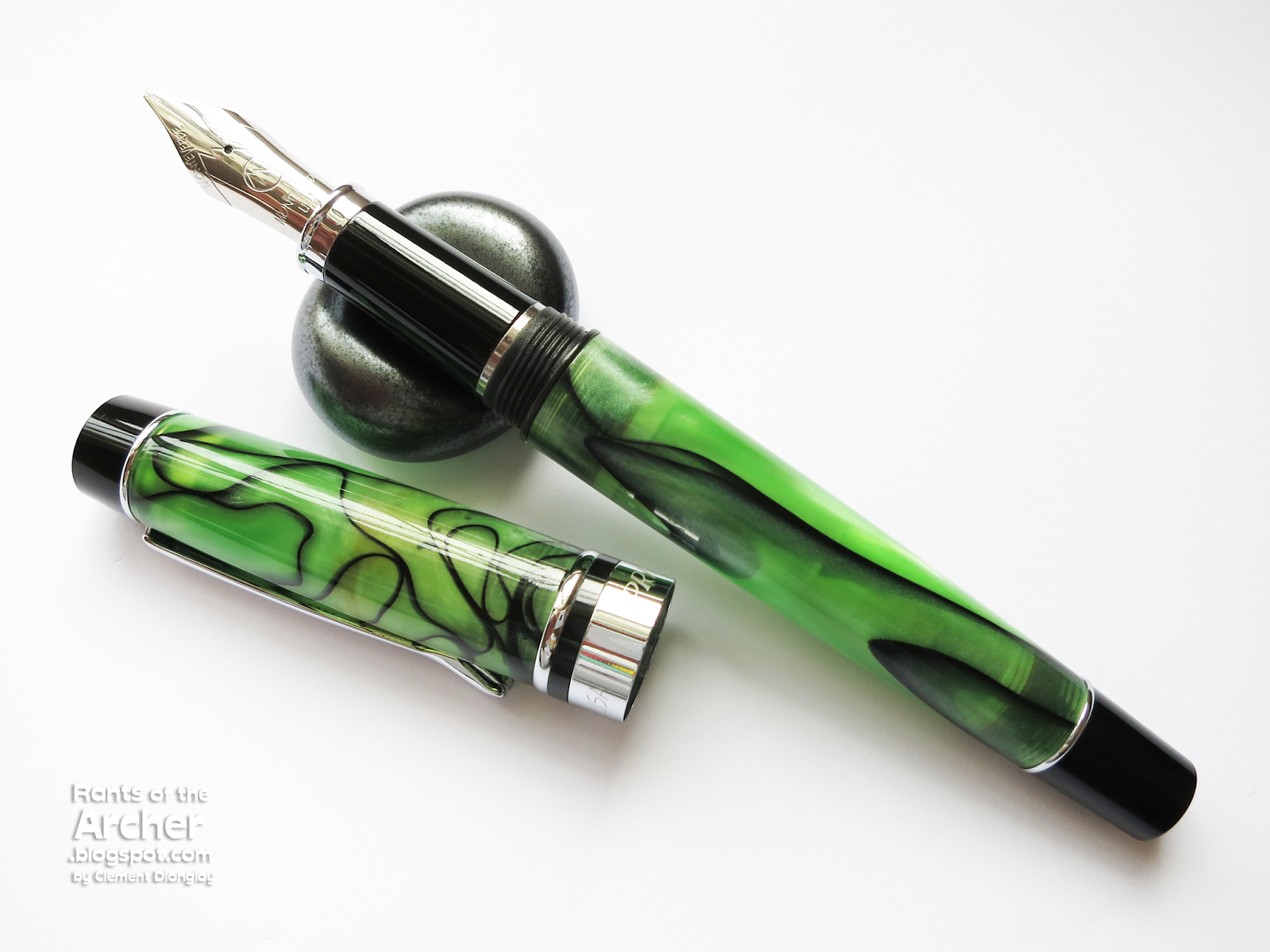 Fountain Pen Review Monteverde Prima Green Swirl Rants of The Archer