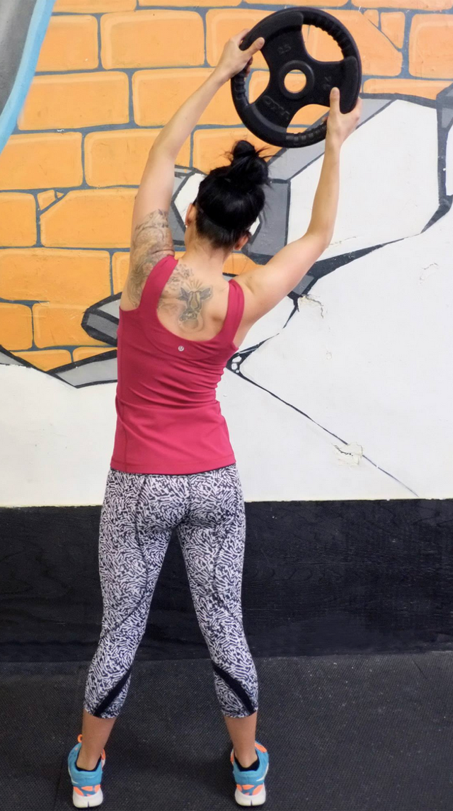 http://www.anrdoezrs.net/links/7680158/type/dlg/http://shop.lululemon.com/products/clothes-accessories/tanks-light-support/Scoop-Back-Tank?cc=15304&skuId=3619408&catId=tanks-light-support