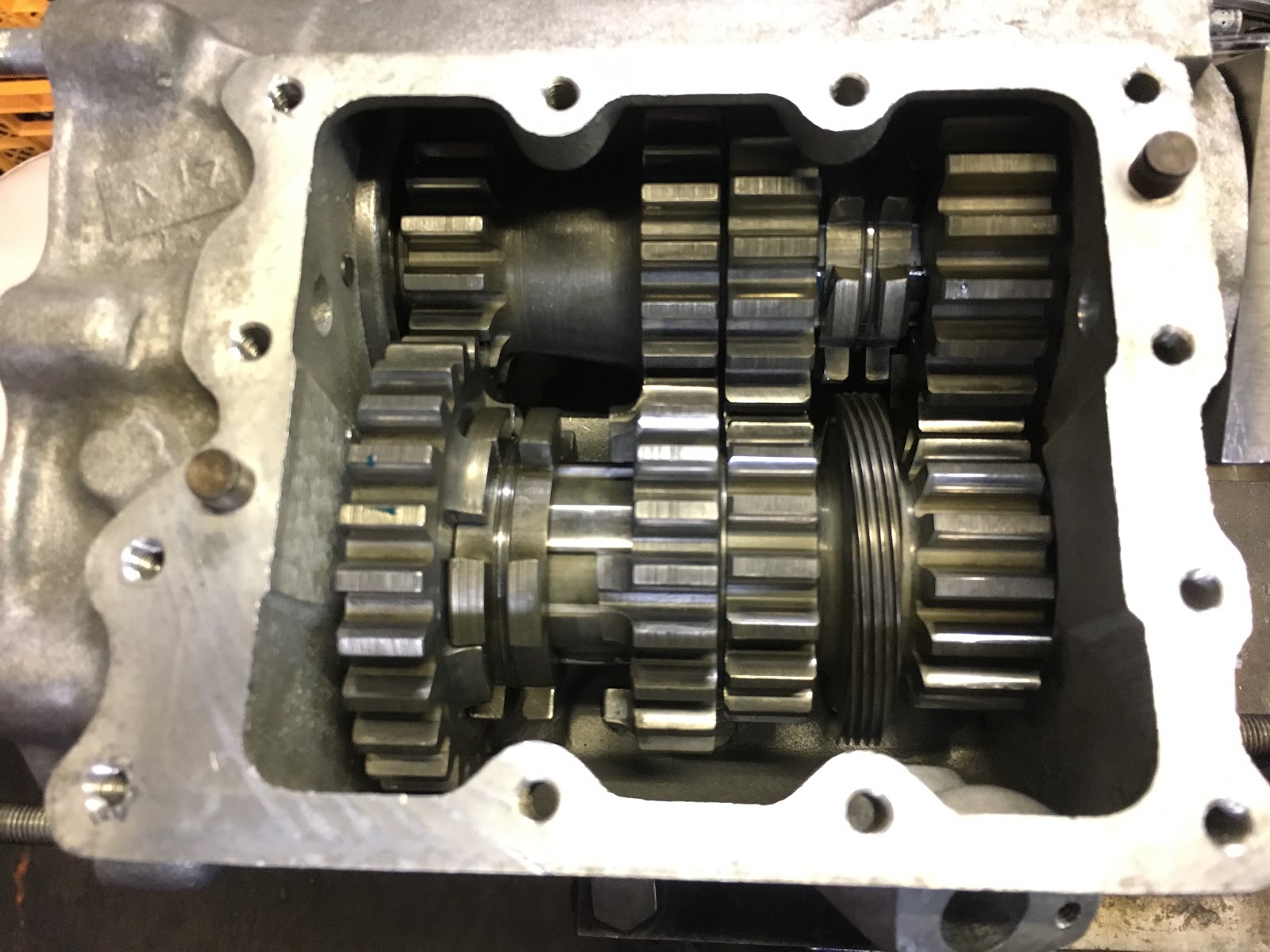 GLORY ENGINEERING 4sp trans rebuild