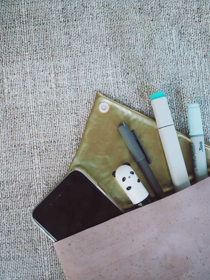 KuneCoco • Kleine Clutch-Tasche mit Korkstoff • #naehdirwas Kleine Clutch-Tasche mit Korkstoff