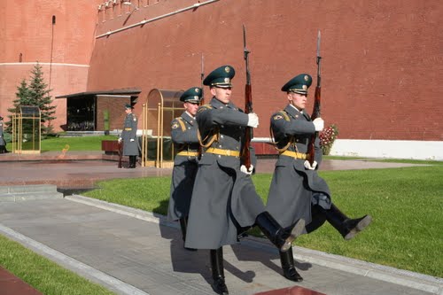 PARADA MILITAR Cambio de Guardia en Moscú, ante la Tumba PARADA MILITAR Cambio de Guardia en Moscú, ante la Tumba