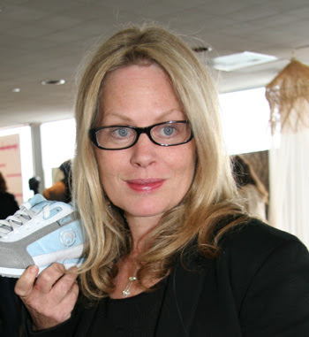 Celebrity Sexy: Beverly D Angelo