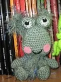 PATRON RANA AMIGURUMI 1943